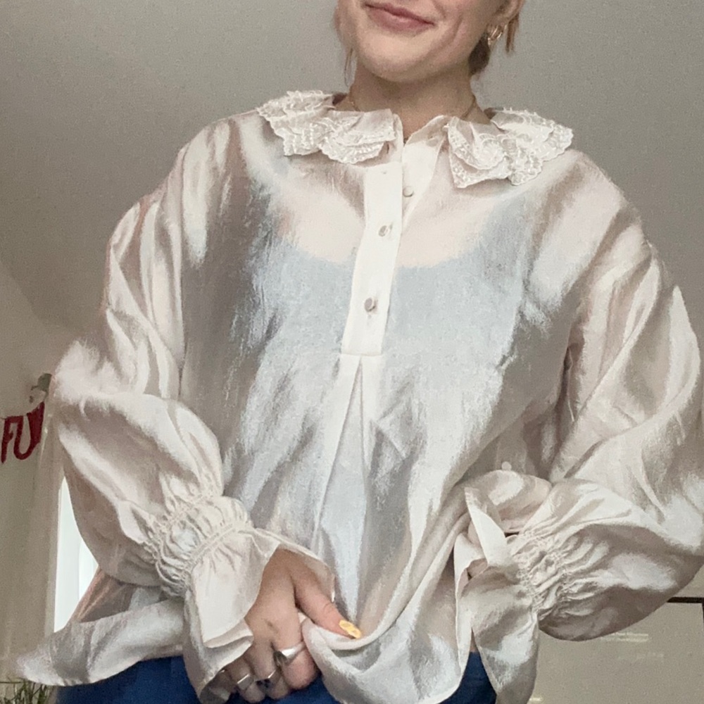 STINE GOYA Cream Blouse with Ruffled Collar - Picture 12 of 13